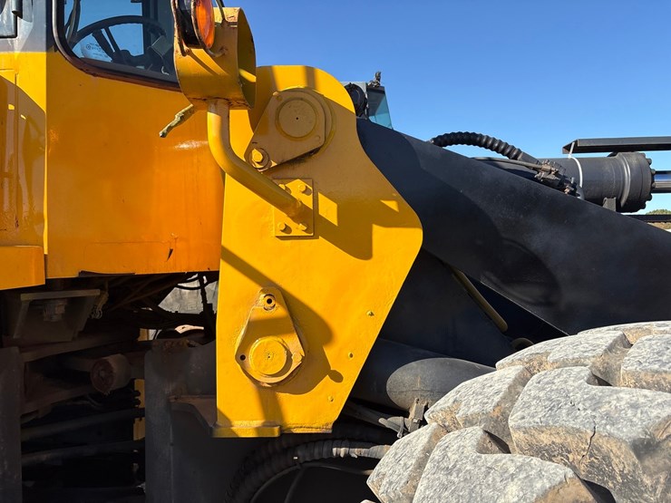 hyundai-hl760-image-22