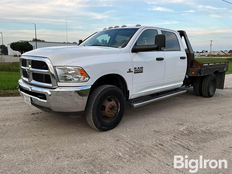 2017-dodge-3500hd-image-1