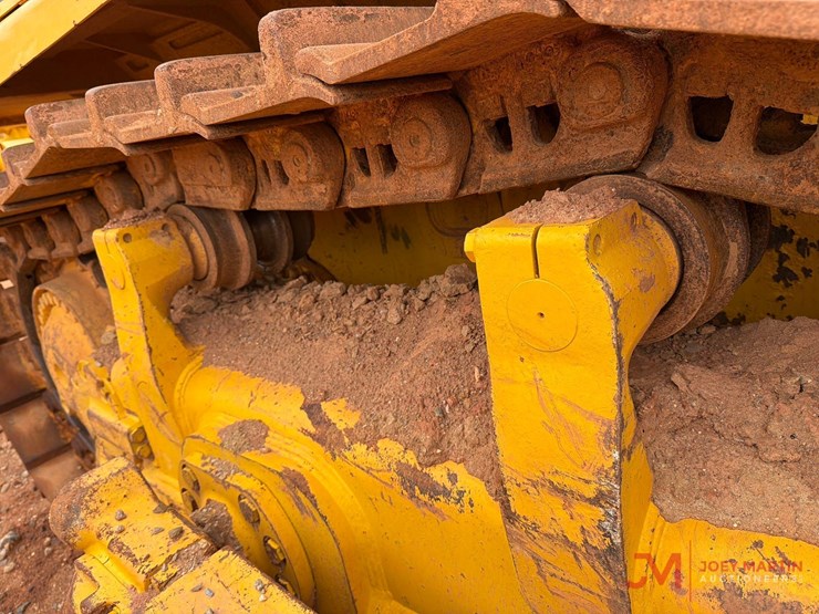 komatsu-d155ax-image-15