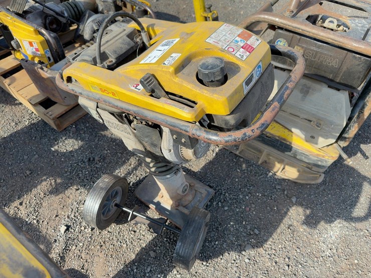 wacker-neuson-bs50-2-image-2
