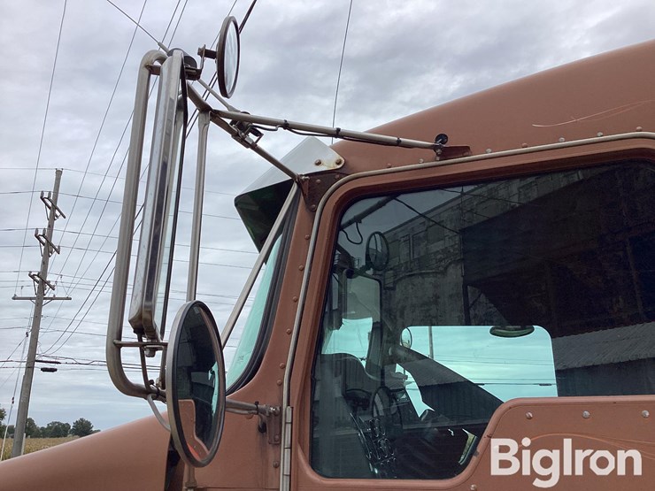 2004-kenworth-t800-image-10