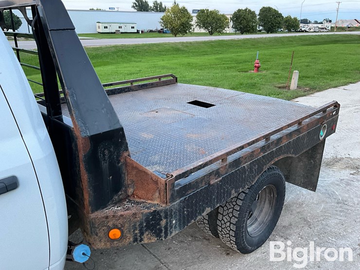2017-dodge-3500hd-image-11