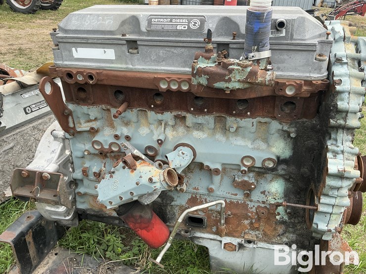 detroit-series-60-engine-image-16