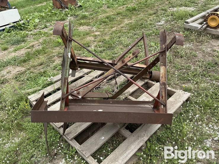 saw-blade-image-2