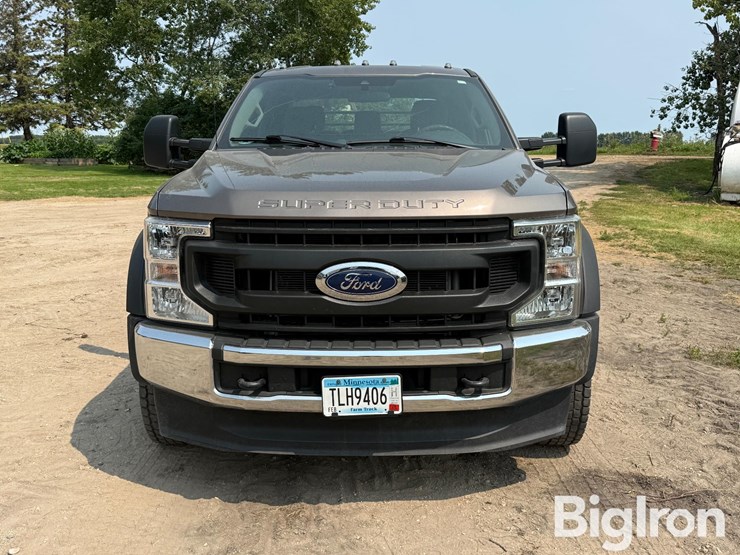 2021-ford-f450-image-2