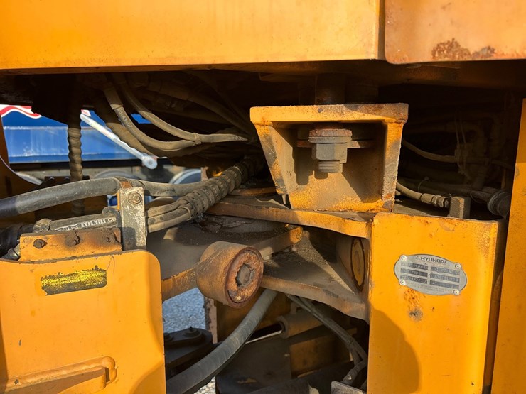 hyundai-hl760-image-28