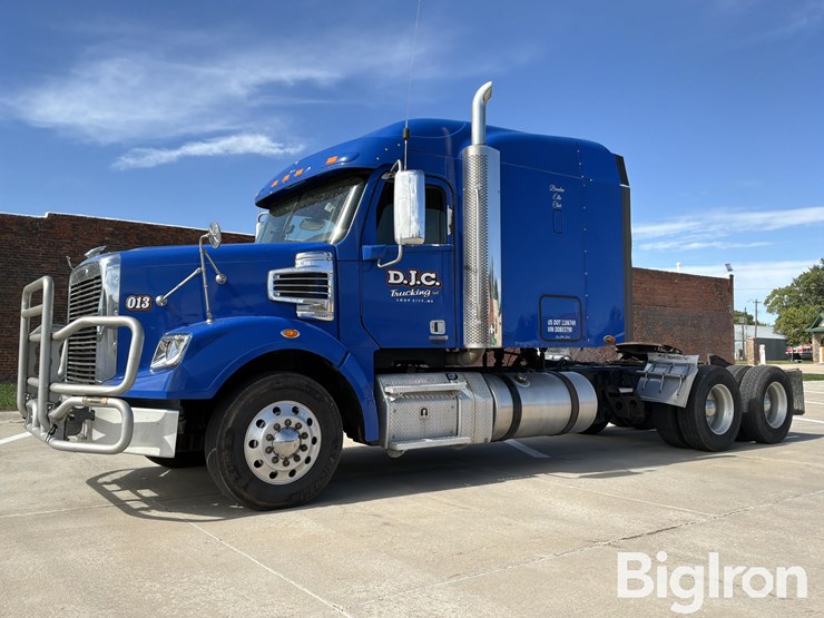 2013-freightliner-coronado-122sd-t/a-truck-tractor-image-1