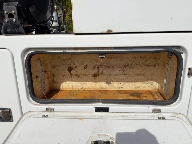 2018-ford-f250-xl-image-14