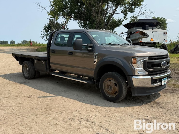 2021-ford-f450-image-3