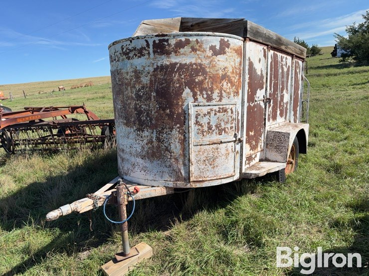 5’x8’-s/a-livestock-trailer-image-1