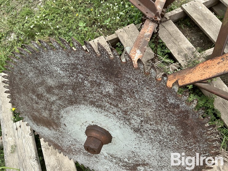 saw-blade-image-13