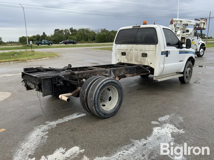 2002-ford-f550-xl-image-5