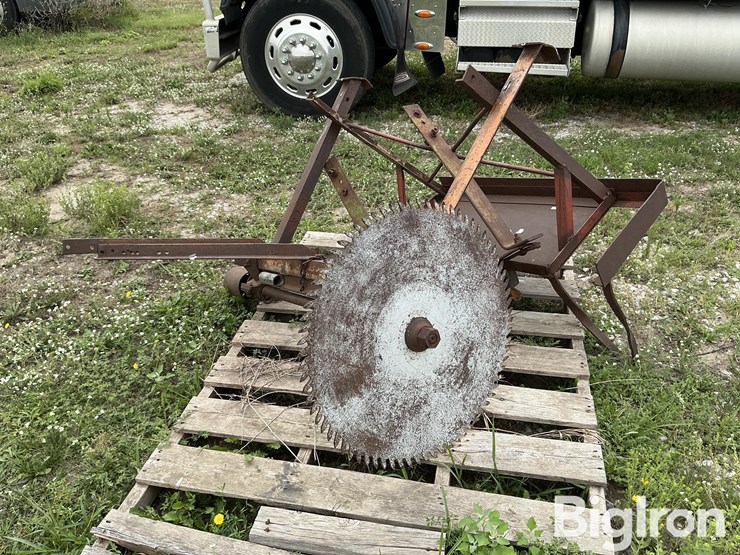 saw-blade-image-5