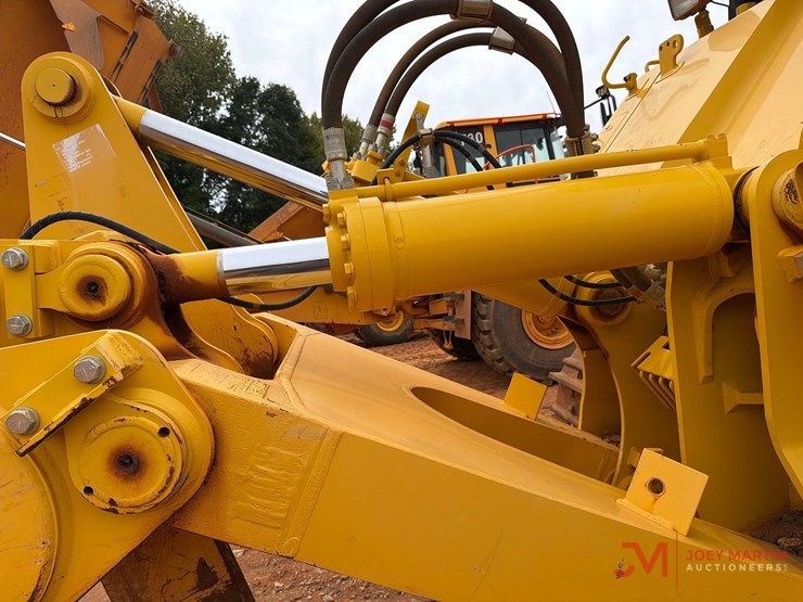komatsu-d155ax-image-31