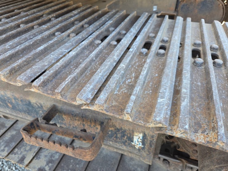 deere-225d-lc-image-71