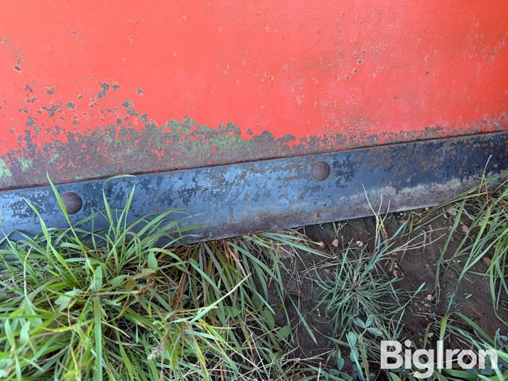 84”-3-pt-mounted-snow-blower-image-16