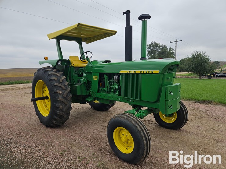 1972-john-deere-4320-image-3