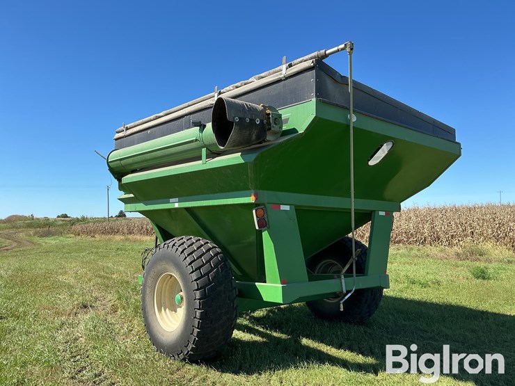 united-farm-tools-4565-grain-cart-image-7