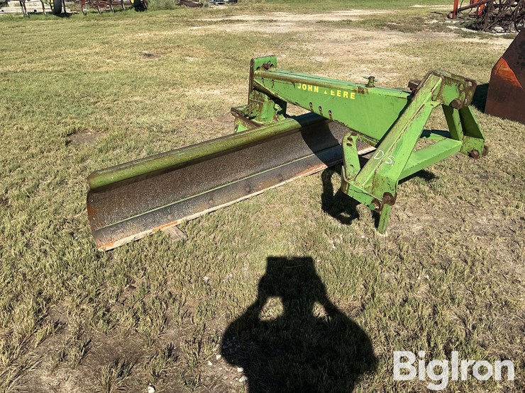 john-deere-115-image-3