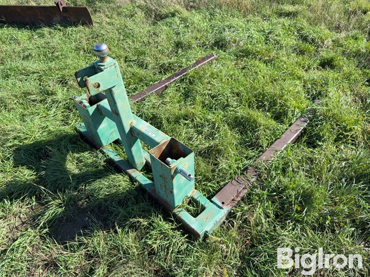 shop-built-54”-3-pt-mounted-bale-fork-image-5