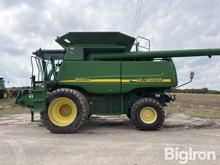 2004-john-deere-9660-sts-image-8