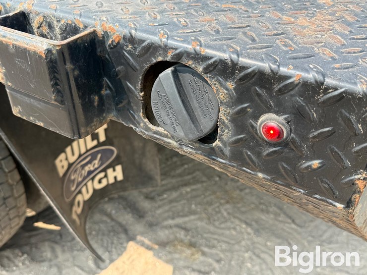 2021-ford-f450-image-18