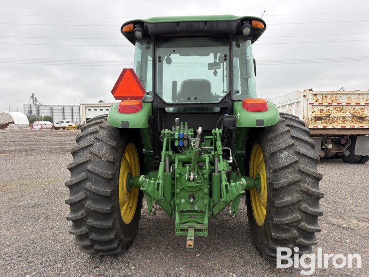 2019-john-deere-6135e-image-6