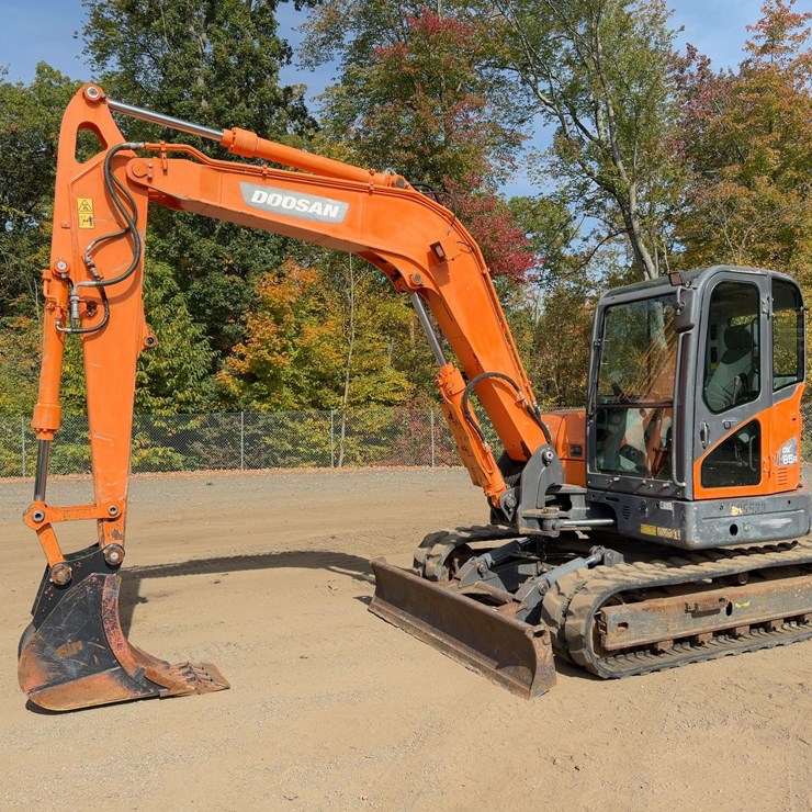 2019 DOOSAN DX85R-3