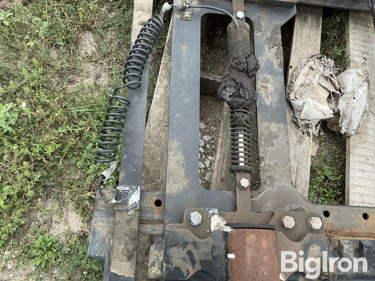 5th-wheel-sliding-bracket-image-11