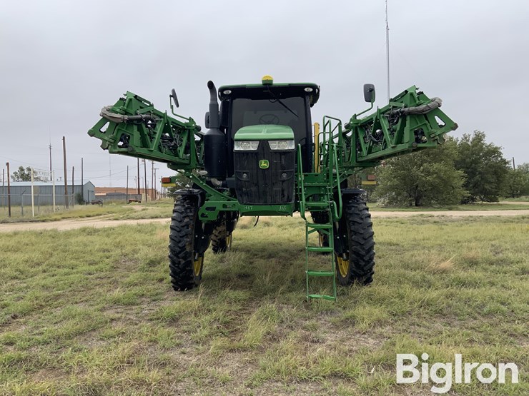 2017-john-deere-r4038-image-2