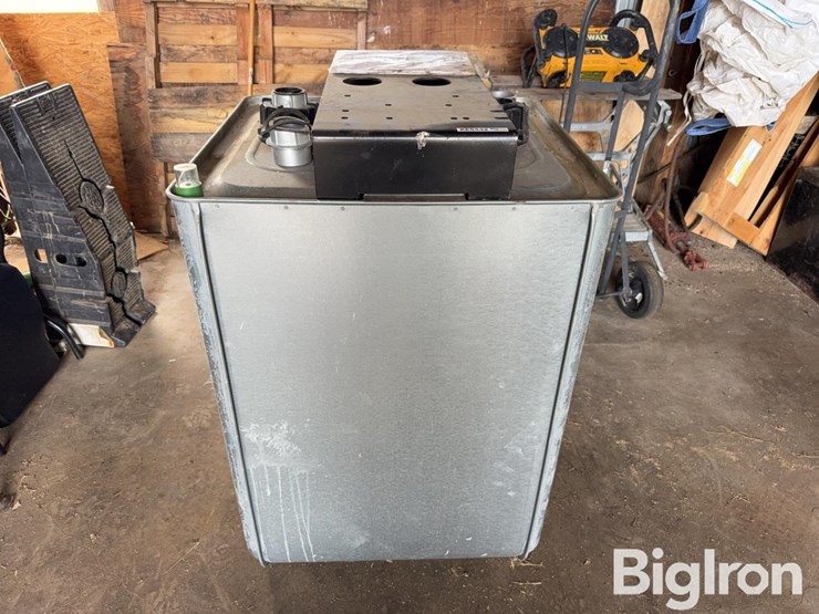 roth-110-gal-bulk-oil-tank-image-2
