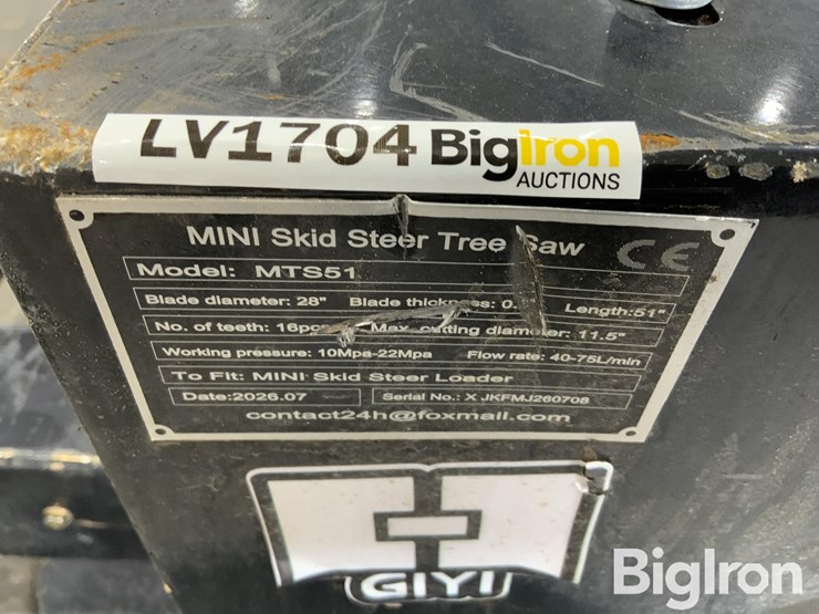 2026-massey-ferguson-730-image-19
