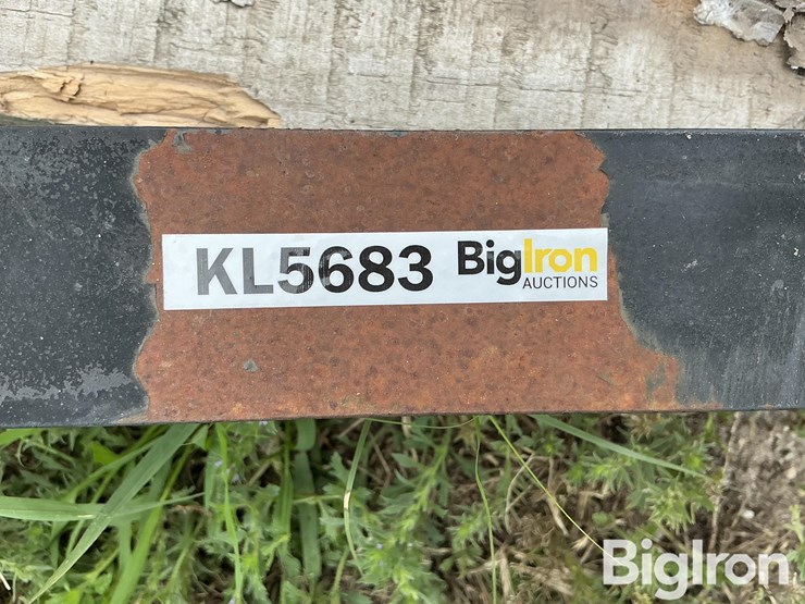 5th-wheel-sliding-bracket-image-18