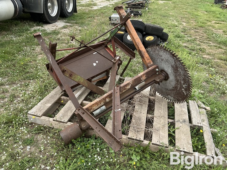 saw-blade-image-7