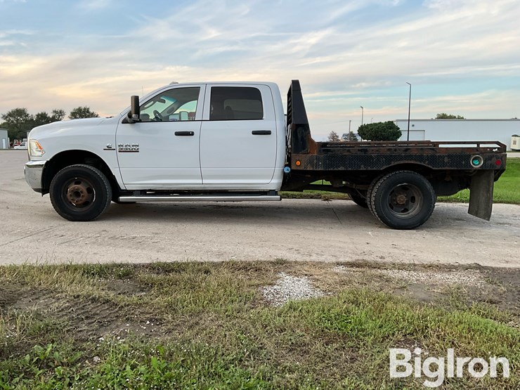 2017-dodge-3500hd-image-8