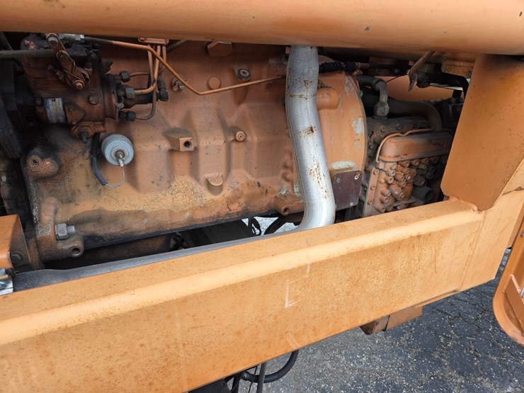 lull-644b-37-image-9