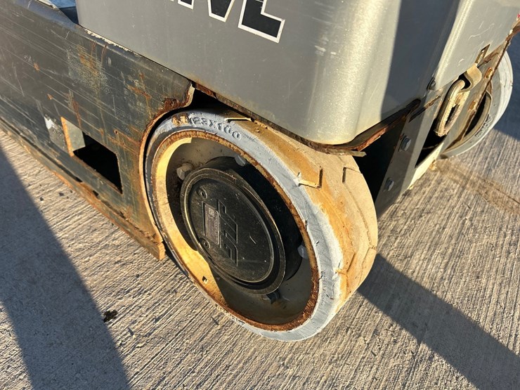 jlg-20mvl-image-20