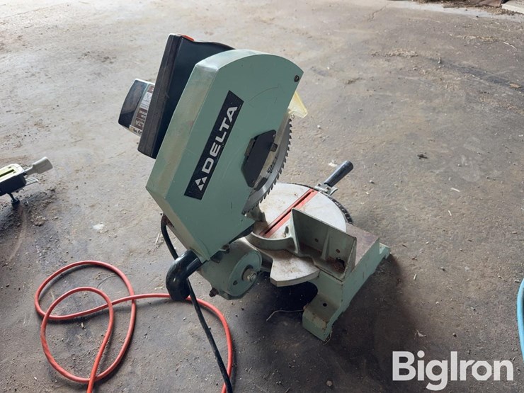 delta-34-080-10”-miter-saw-image-5