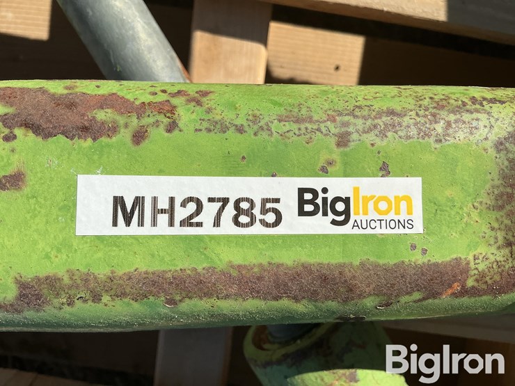 john-deere-30-image-13