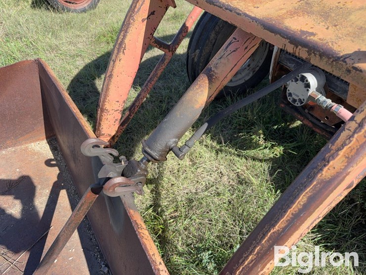 ford-8n-image-10
