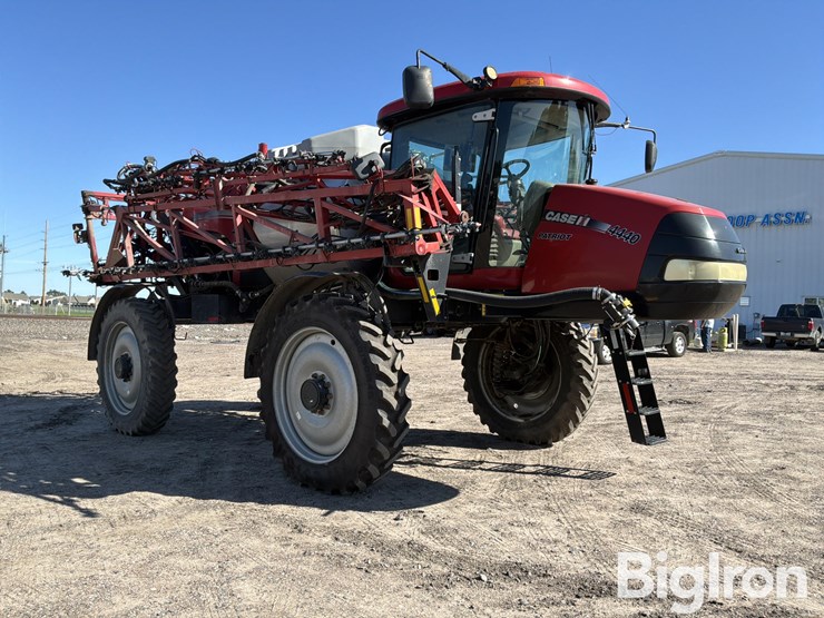 2016-case-ih-2016-image-3