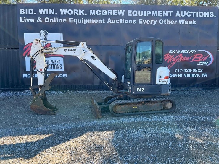 bobcat-e42-image-1