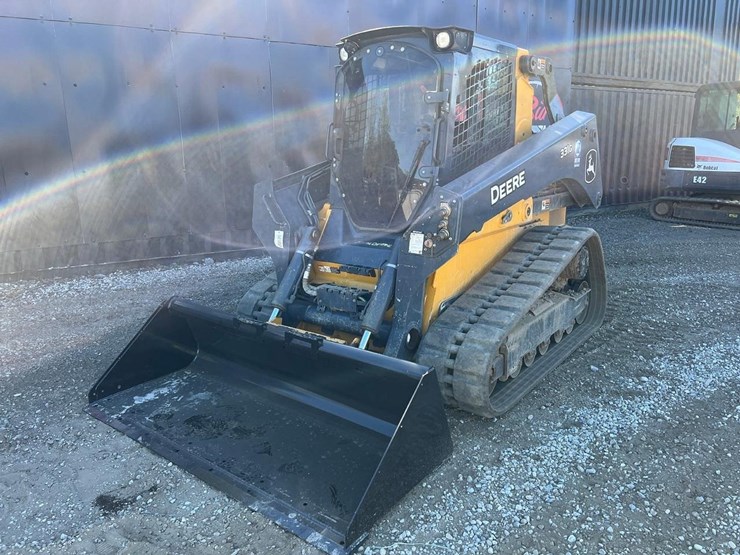 2024-deere-331g-image-2