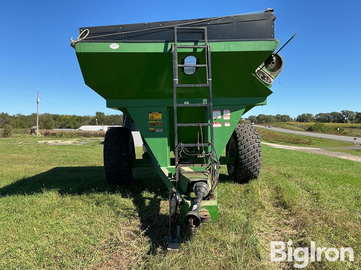 united-farm-tools-4565-grain-cart-image-2