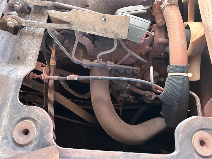 kubota-rtvx1140-image-17