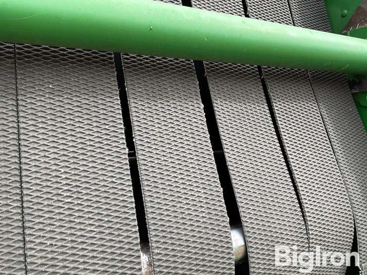 2008-john-deere-568-image-10