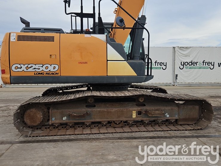 2018-case-cx250d-image-8
