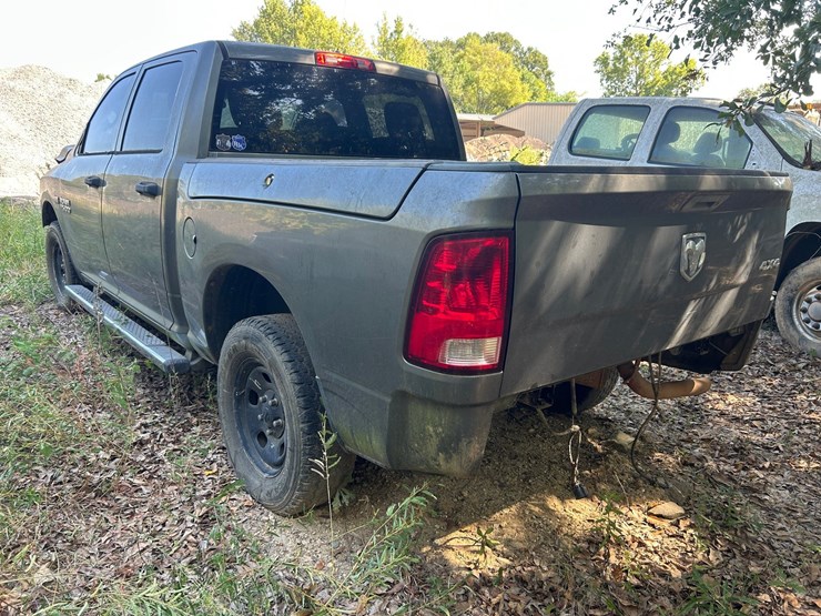 2013-dodge-1500-image-4