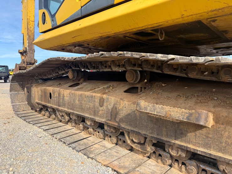 2012-komatsu-pc210-lc-10-image-8