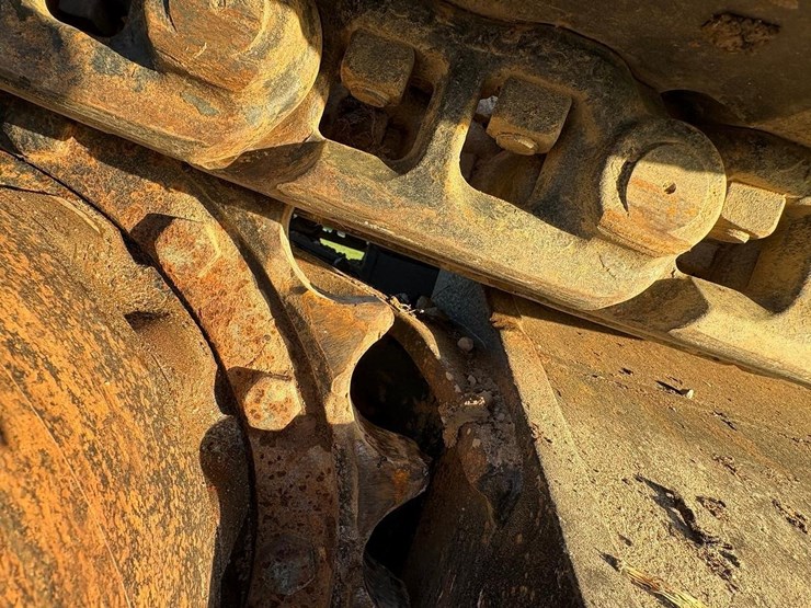 2004-caterpillar-318cl-image-21